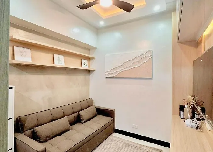 Apartment Sleek Urban Staycation-2br With Bay View Near Moa, Picc, World Trade Center And Us Embassy
