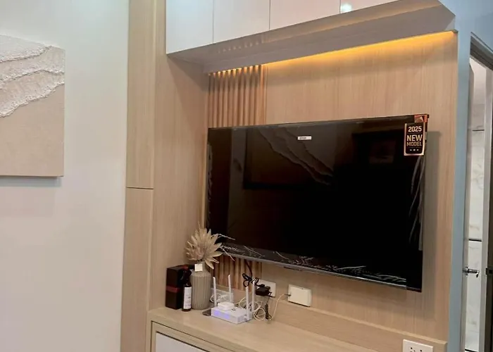 Sleek Urban Staycation-2br With Bay View Near Moa, Picc, World Trade Center And Us Embassy *