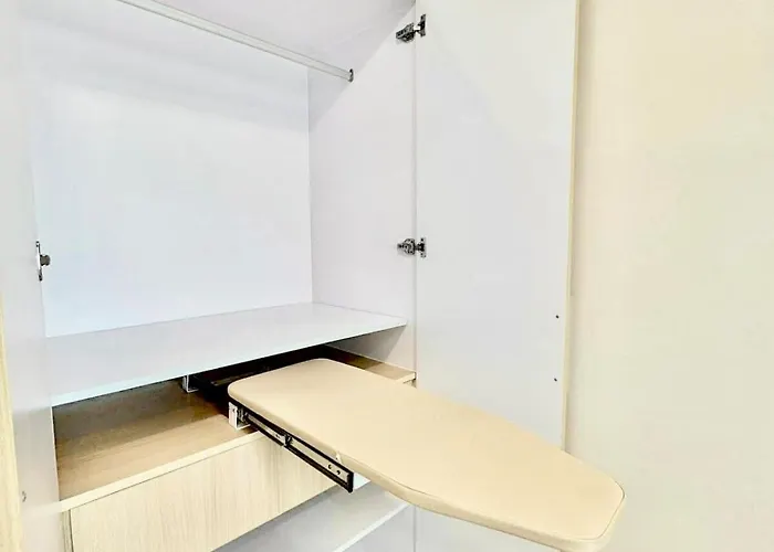 Apartment Sleek Urban Staycation-2br With Bay View Near Moa, Picc, World Trade Center And Us Embassy *