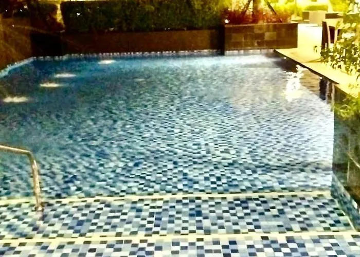 Sleek Urban Staycation-2br With Bay View Near Moa, Picc, World Trade Center And Us Embassy *