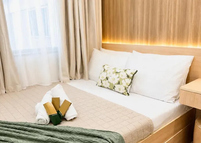 Sleek Urban Staycation-2br With Bay View Near Moa, Picc, World Trade Center And Us Embassy Manila