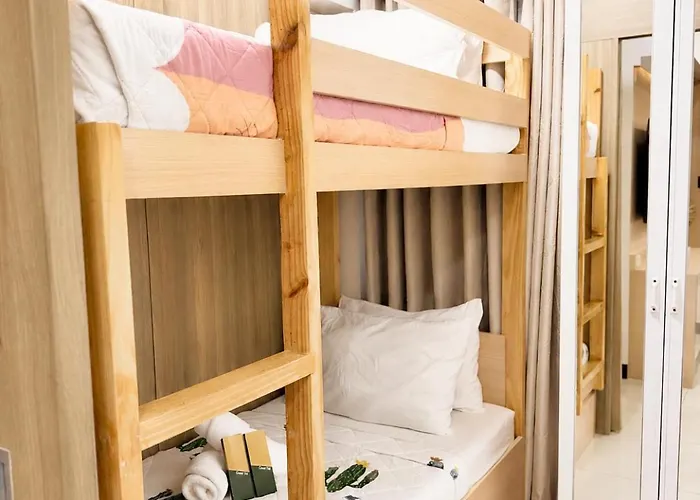 Sleek Urban Staycation-2br With Bay View Near Moa, Picc, World Trade Center And Us Embassy Apartment Manila
