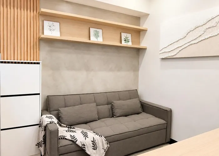 Sleek Urban Staycation-2br With Bay View Near Moa, Picc, World Trade Center And Us Embassy Apartment Manila